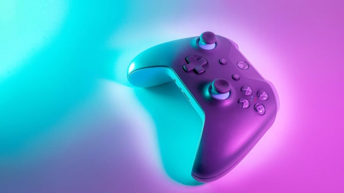 red xbox one game controller