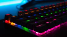 black keyboard