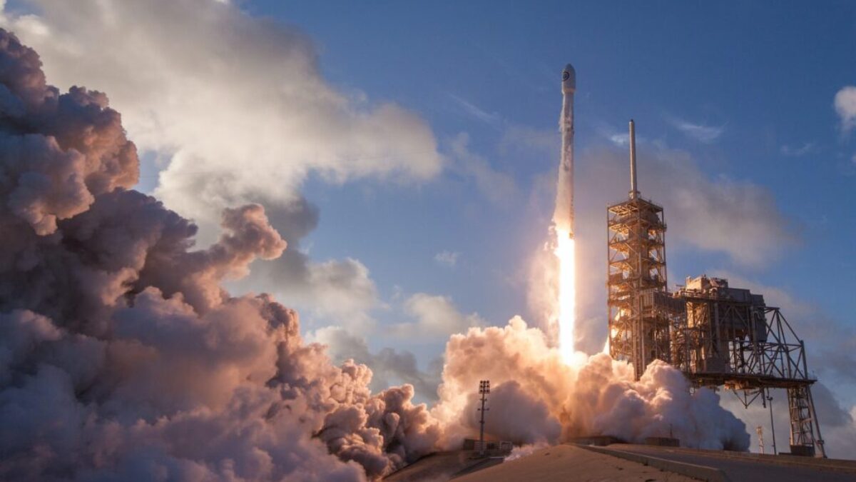 rocket ship photography