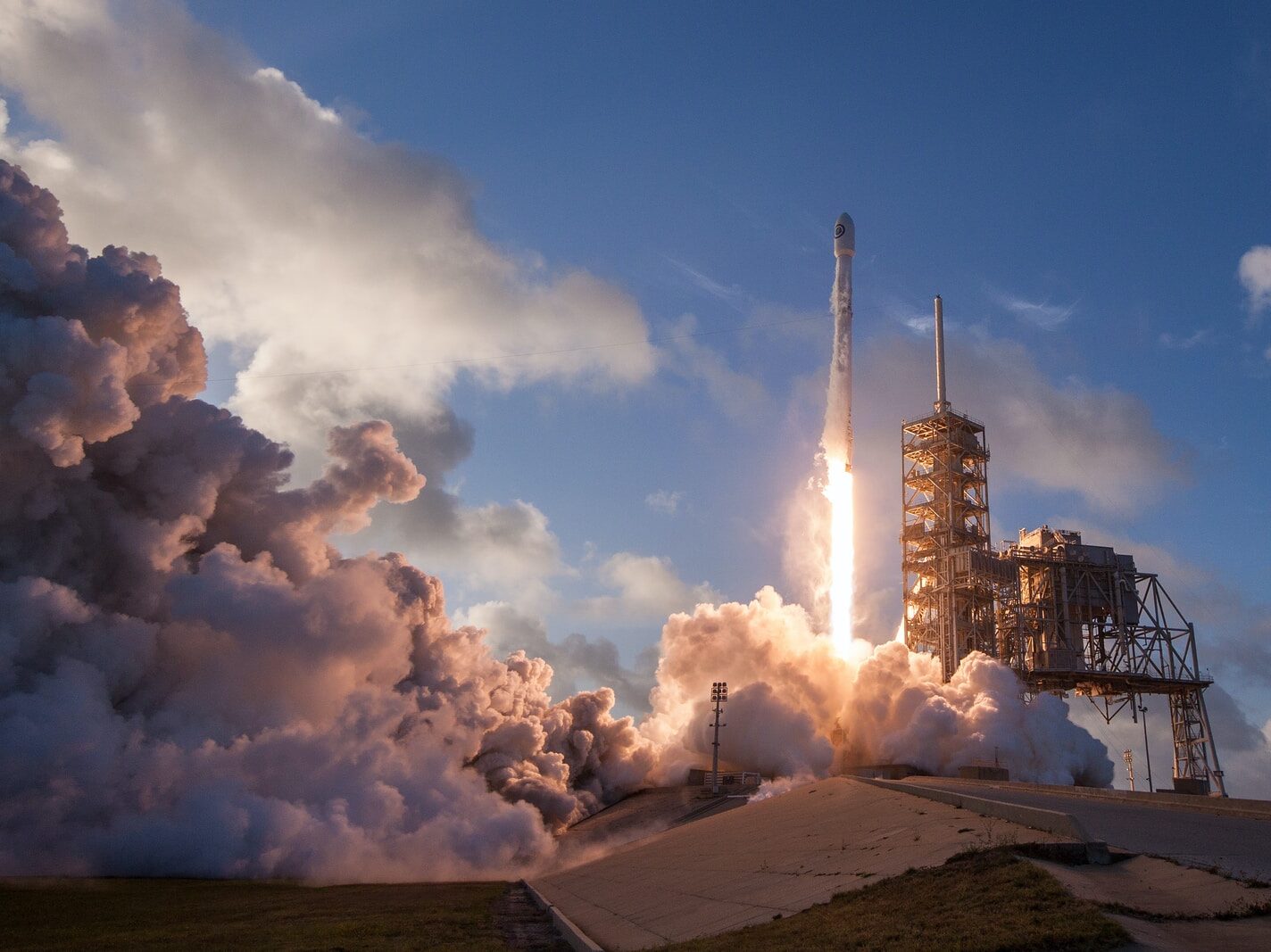 rocket ship photography