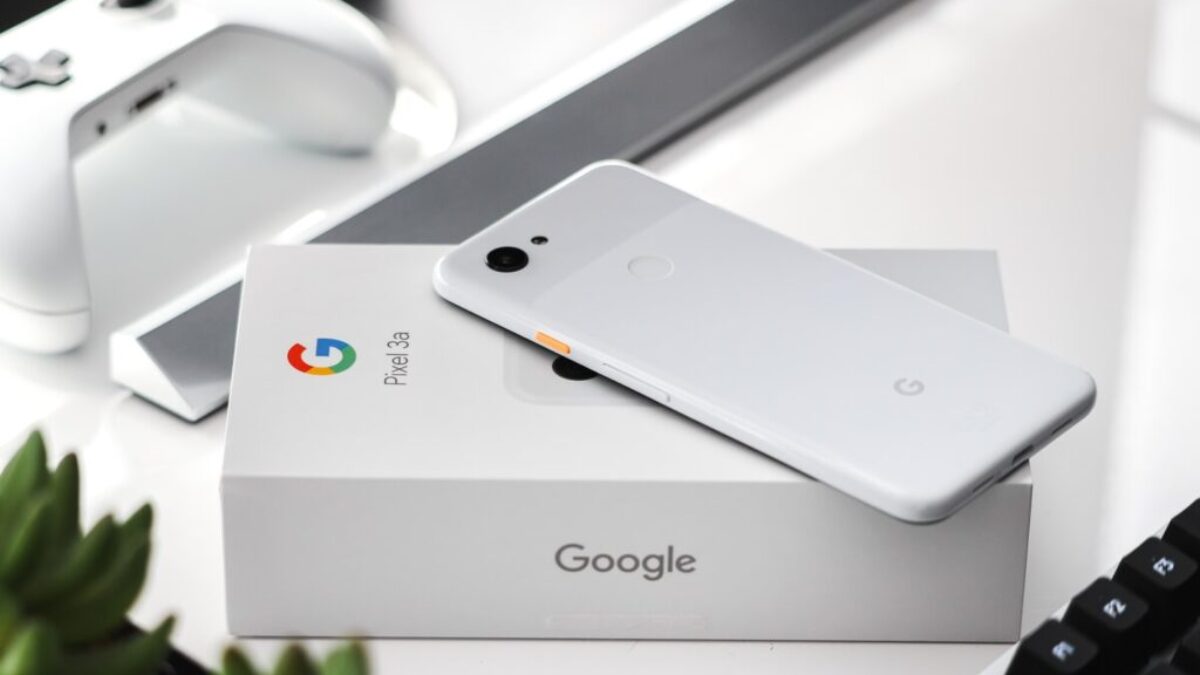 white iphone 5s box