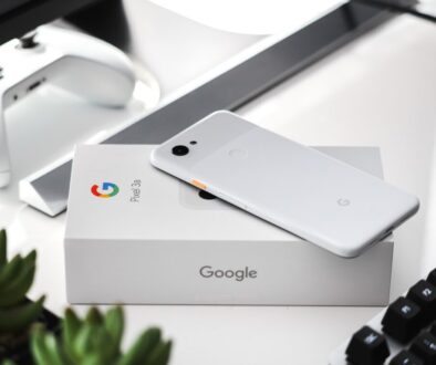 white iphone 5s box
