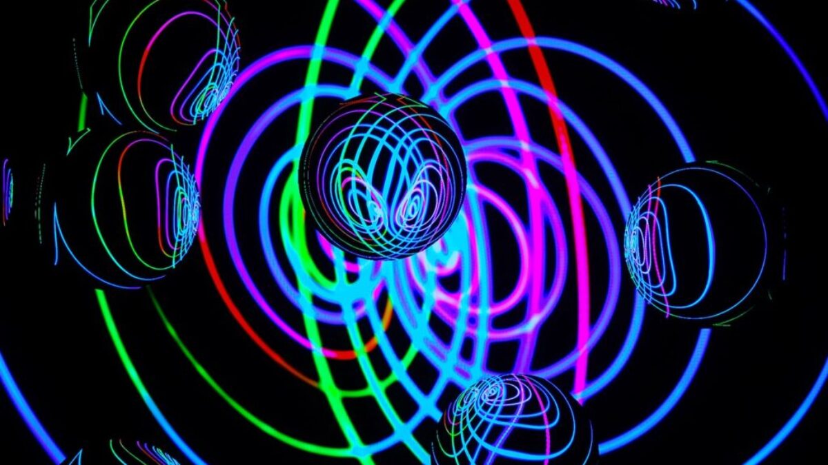 green and yellow spiral illustration