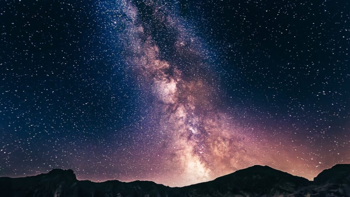 milky way on mountains