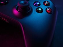 red xbox one game controller