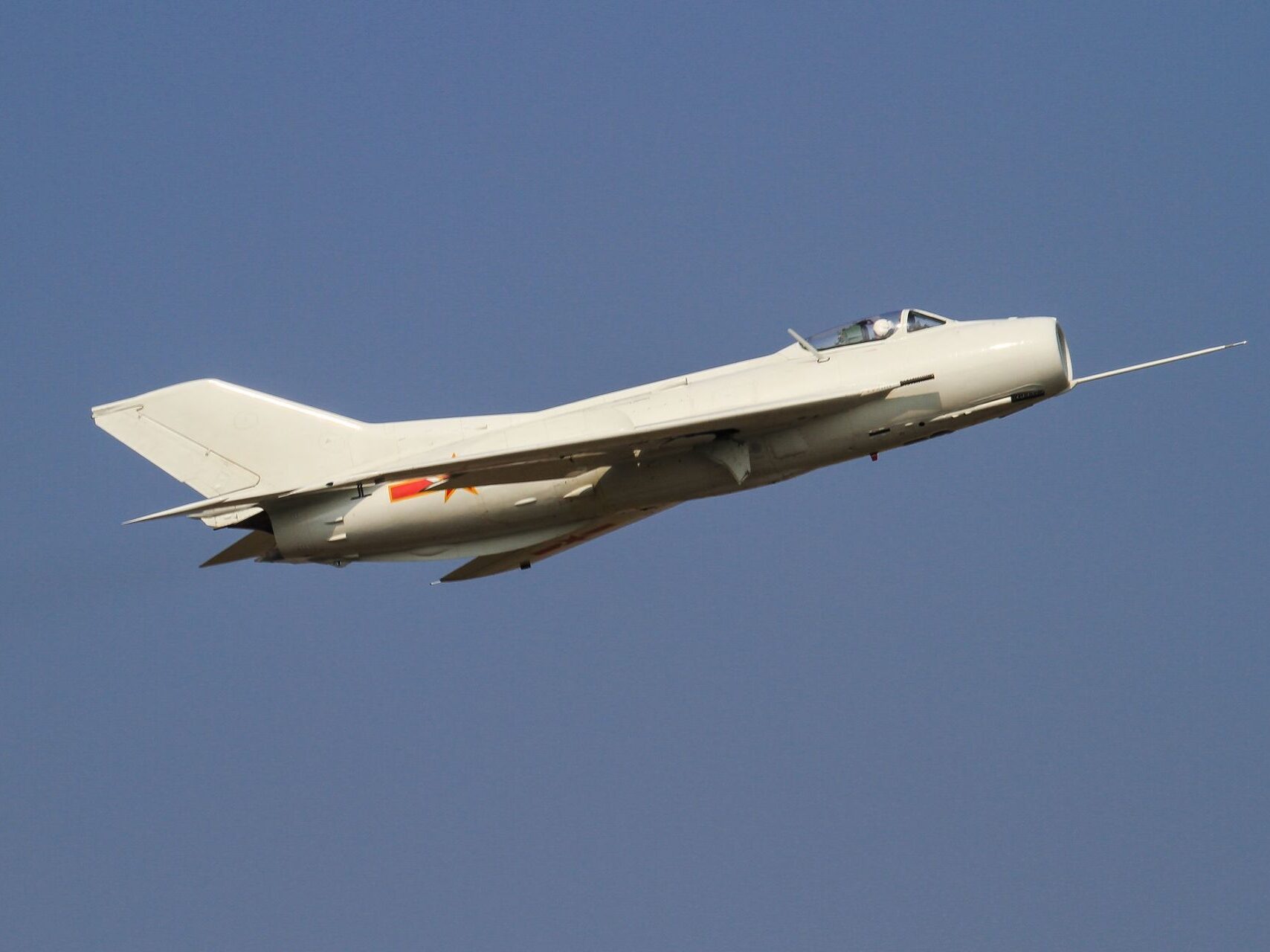 Shenyang J 6