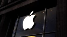 Apple Store shop front