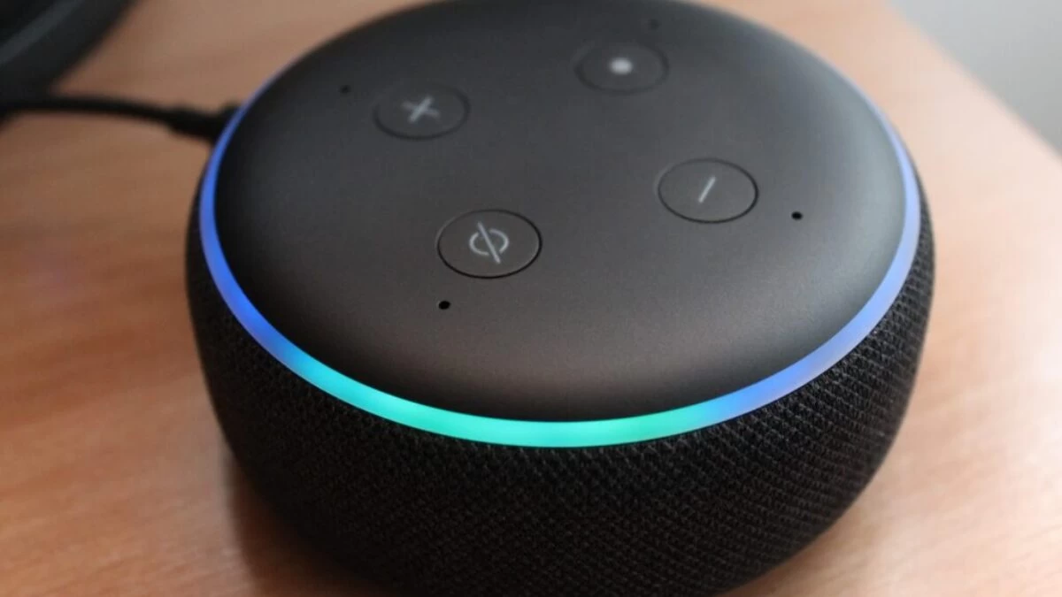 3rd gen. black Amazon echo dot speaker