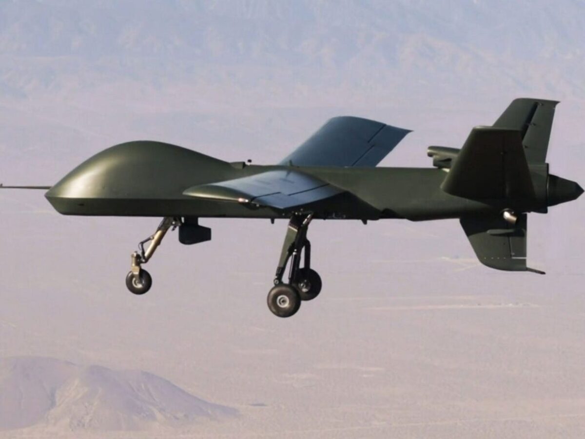 Nový bojový dron Mojave: lovec vhodný k flexibilní válce