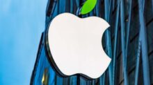Apple Logo Shop Sign. Bangkok, Thailand, 16 April 2021