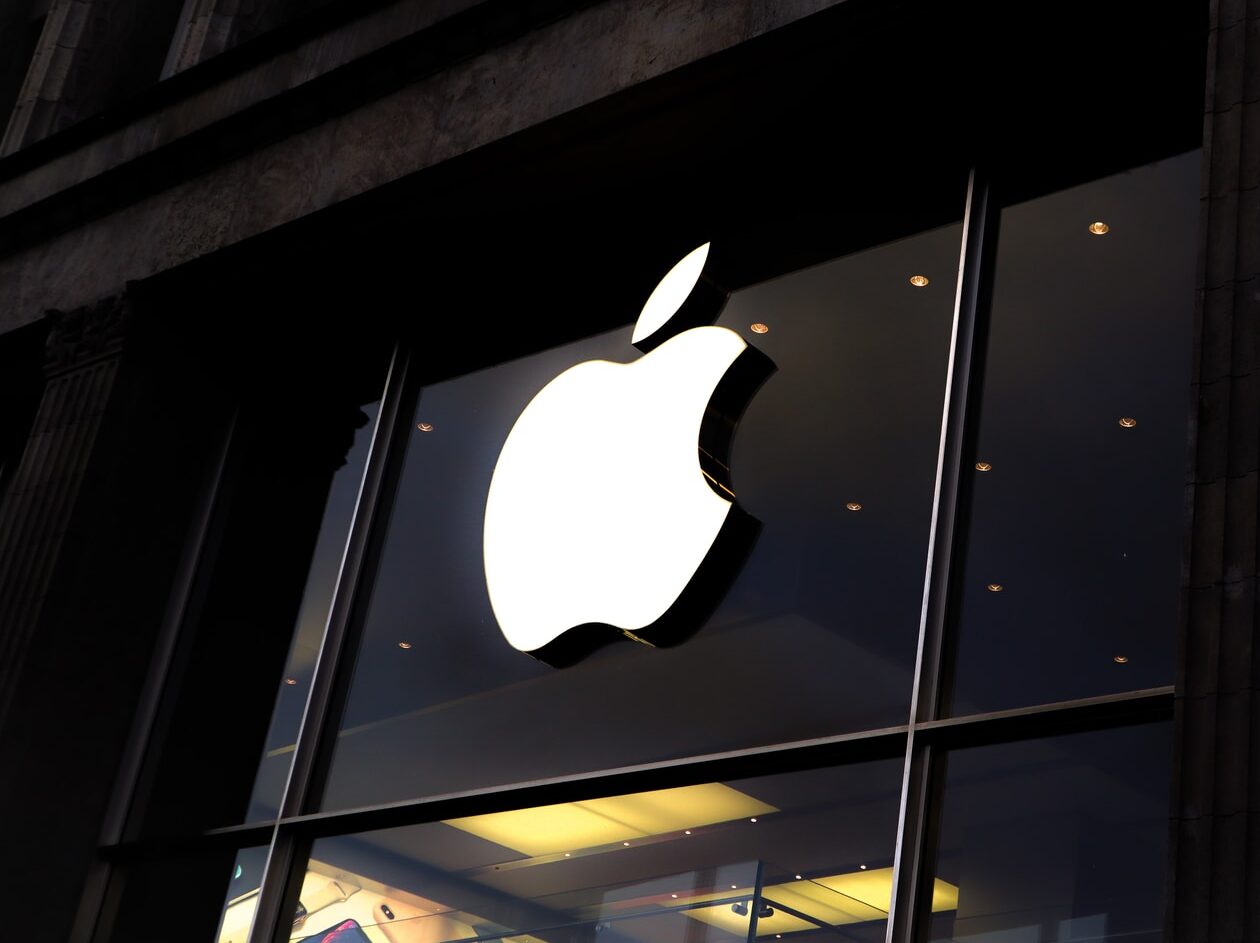 Apple Store shop front