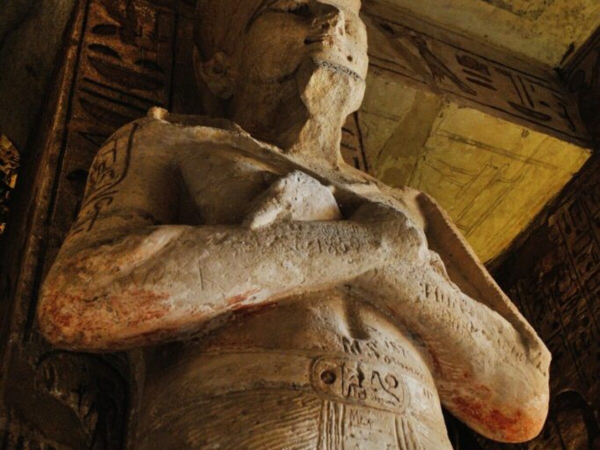 Mummy Sleeping Statue