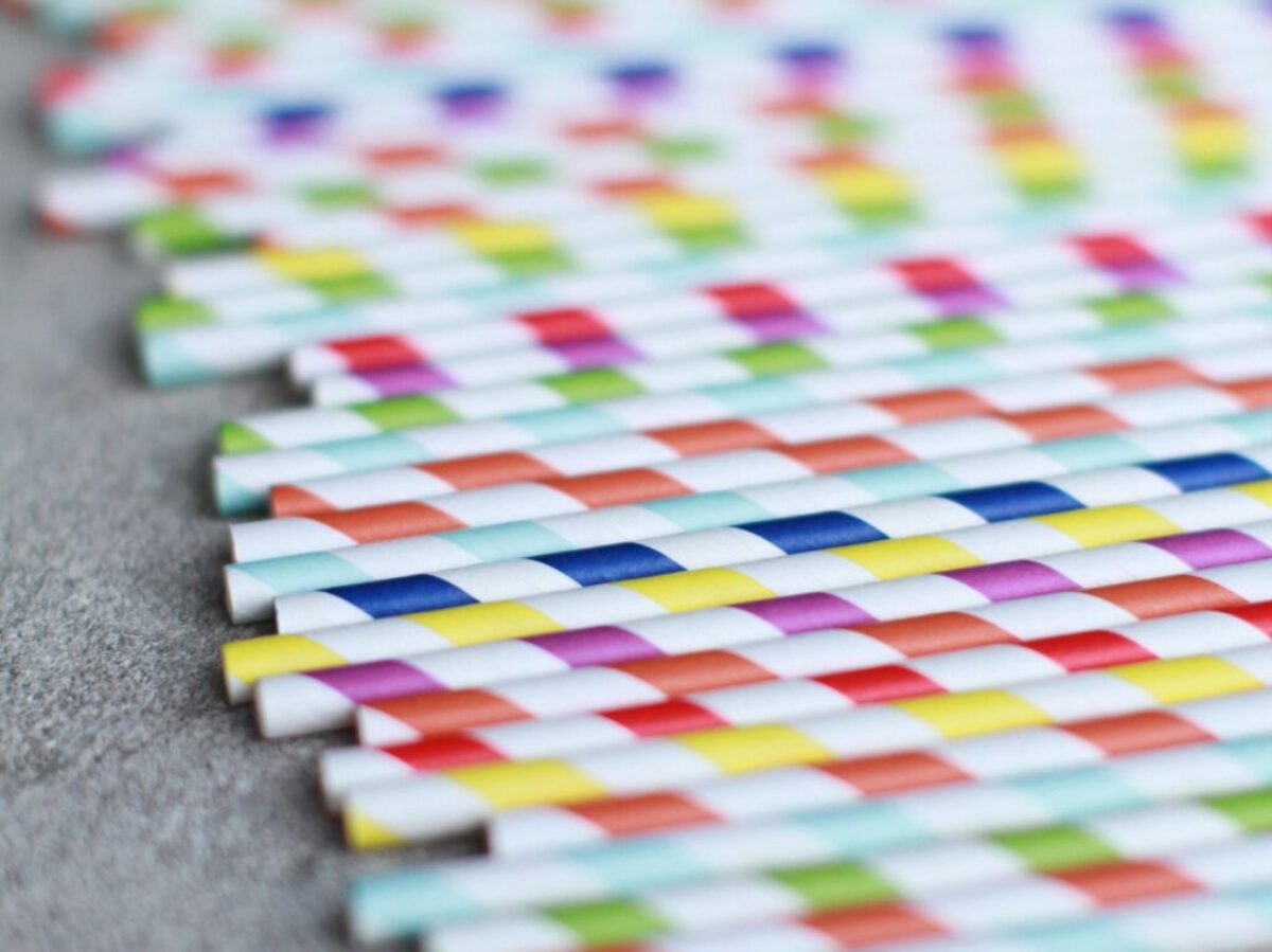assorted-color straws