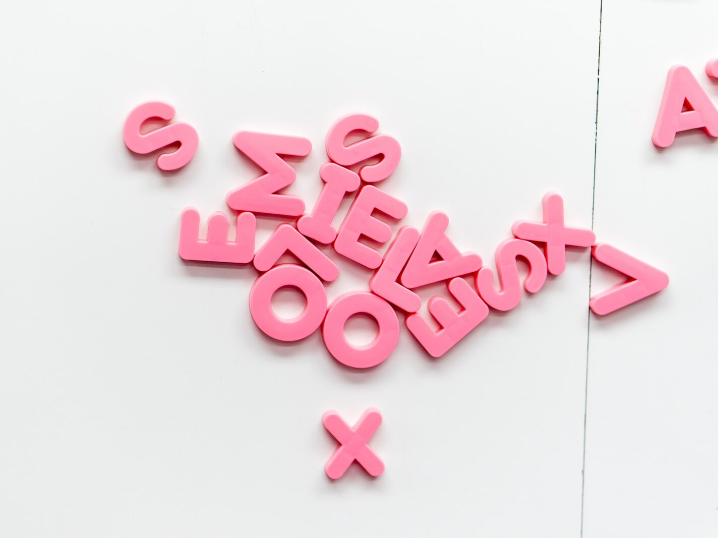 red alphabet decors