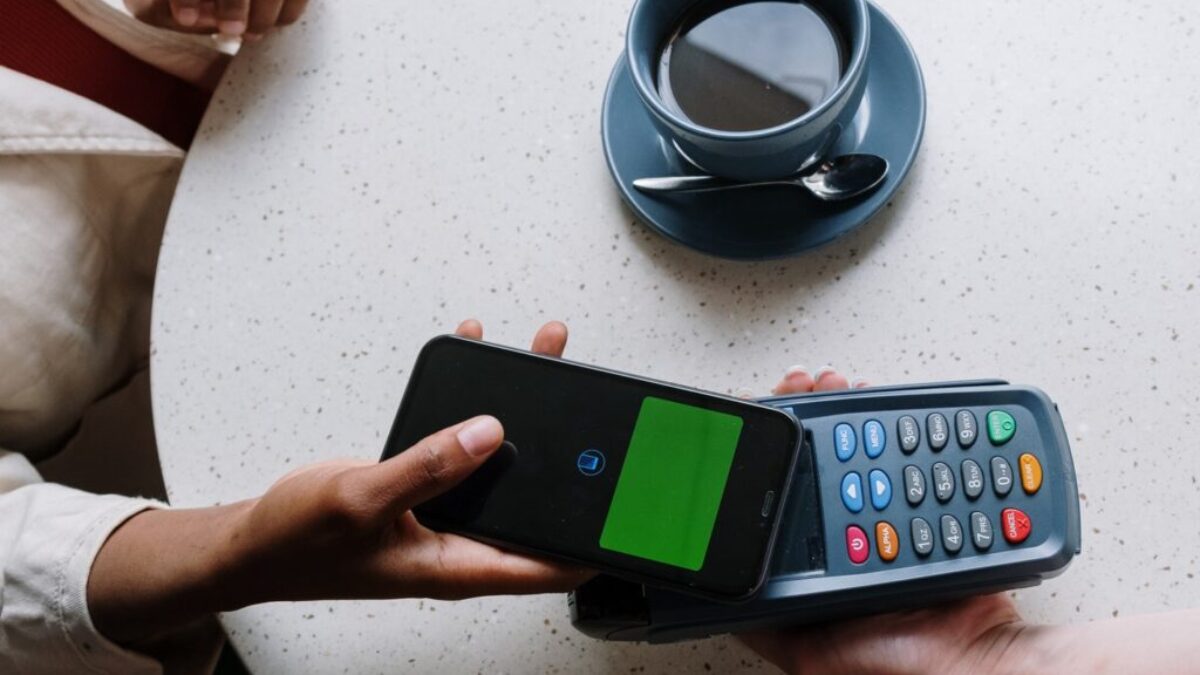 Person Holding Black Iphone 4