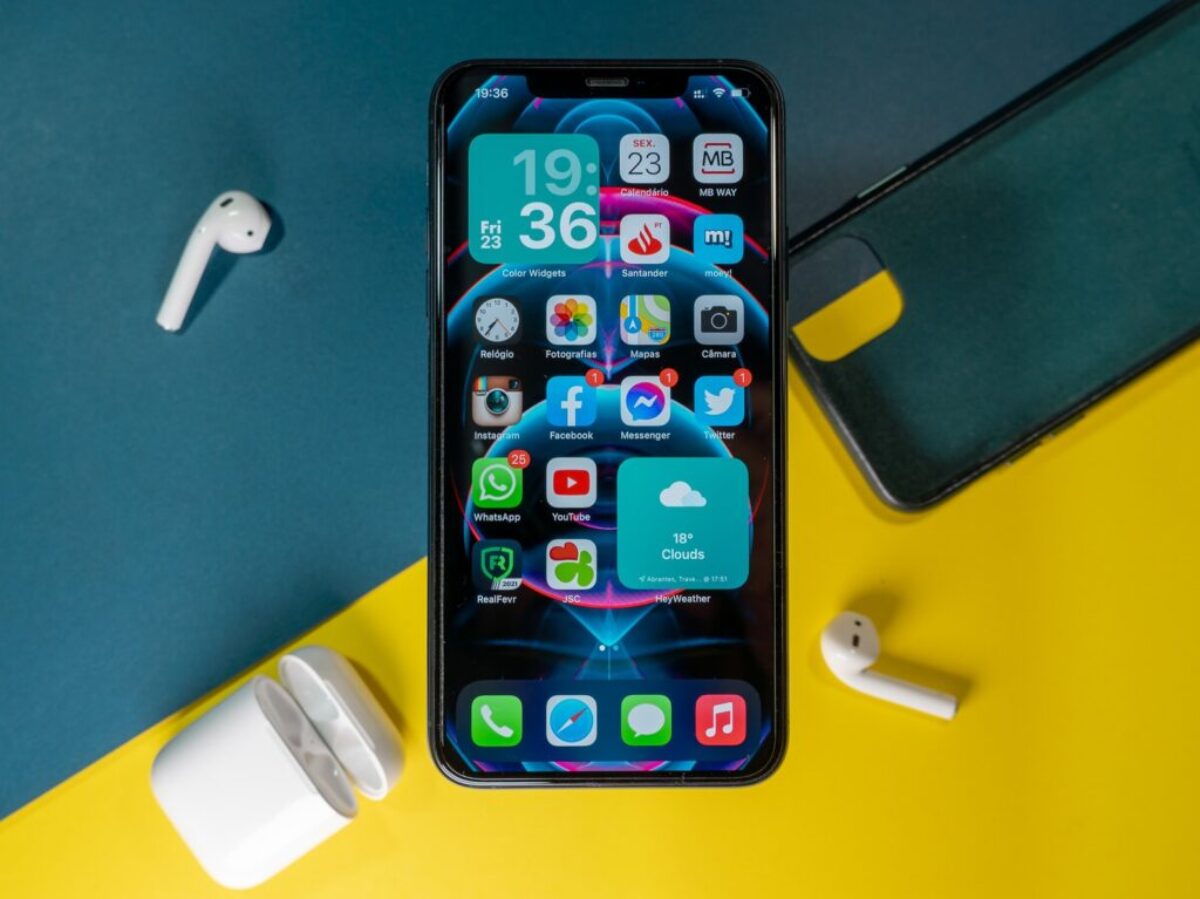 iphone 6 on blue table
