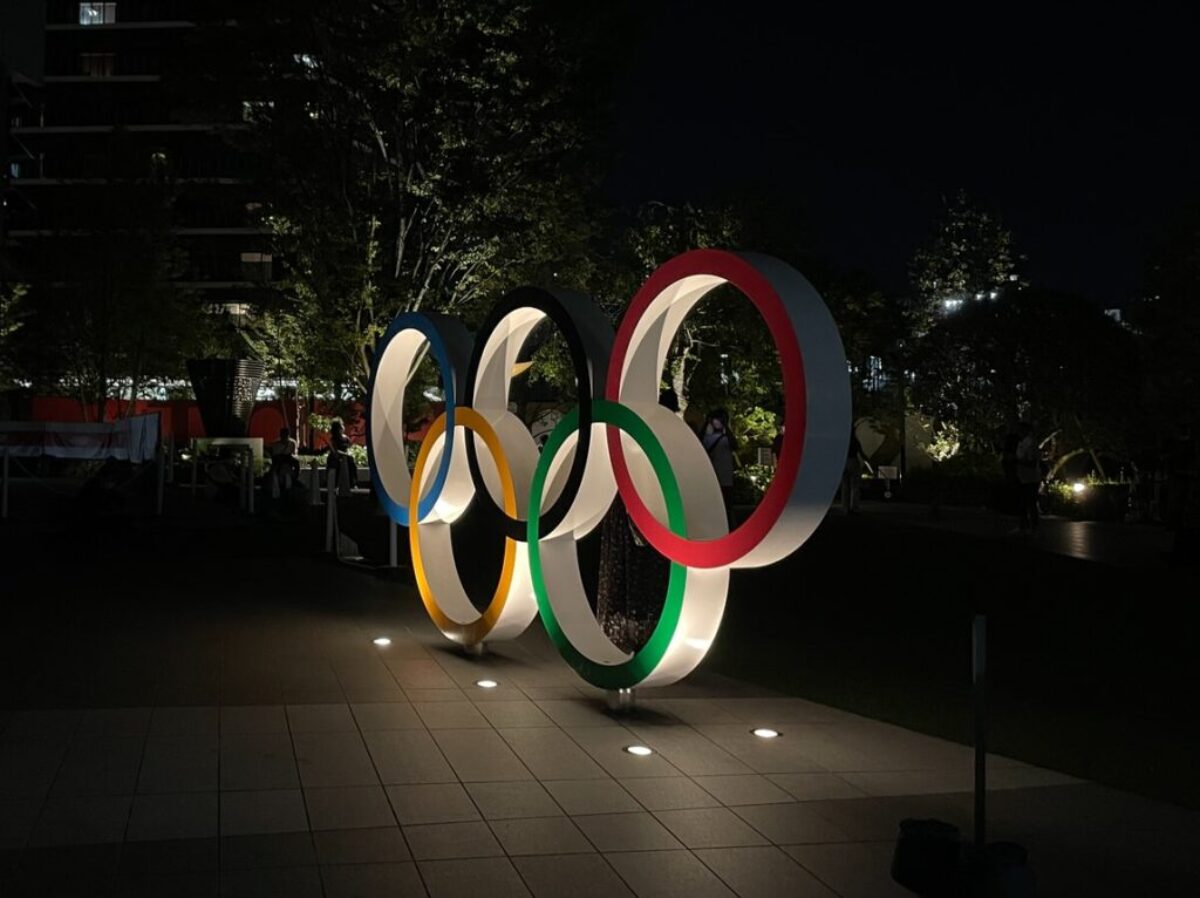 green red and blue round light decor