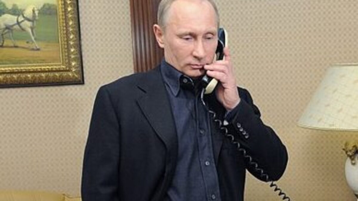 Tajemství Vladimira Putina. Proč ruský prezident odmítá chytrý telefon?