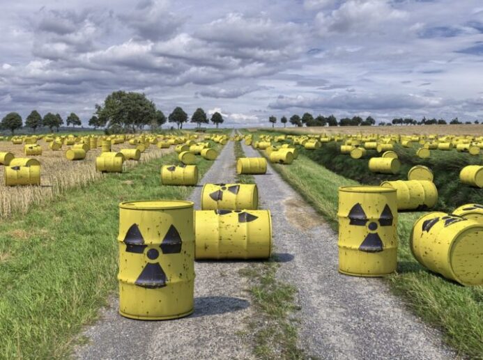 Švýcaři zdokonalují bezpečné ukládání radioaktivního odpadu. Bude fungovat jako švýcarské hodinky?