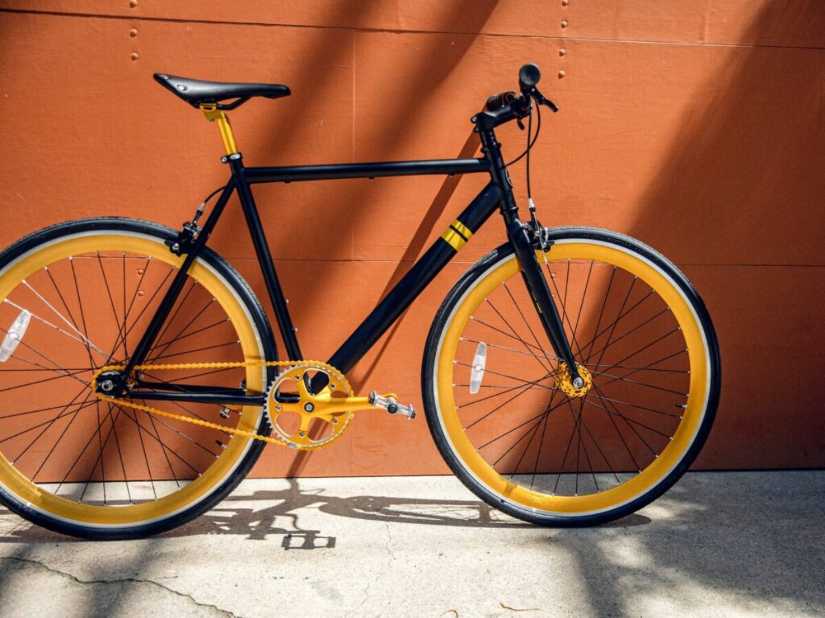 yellow and black road bike