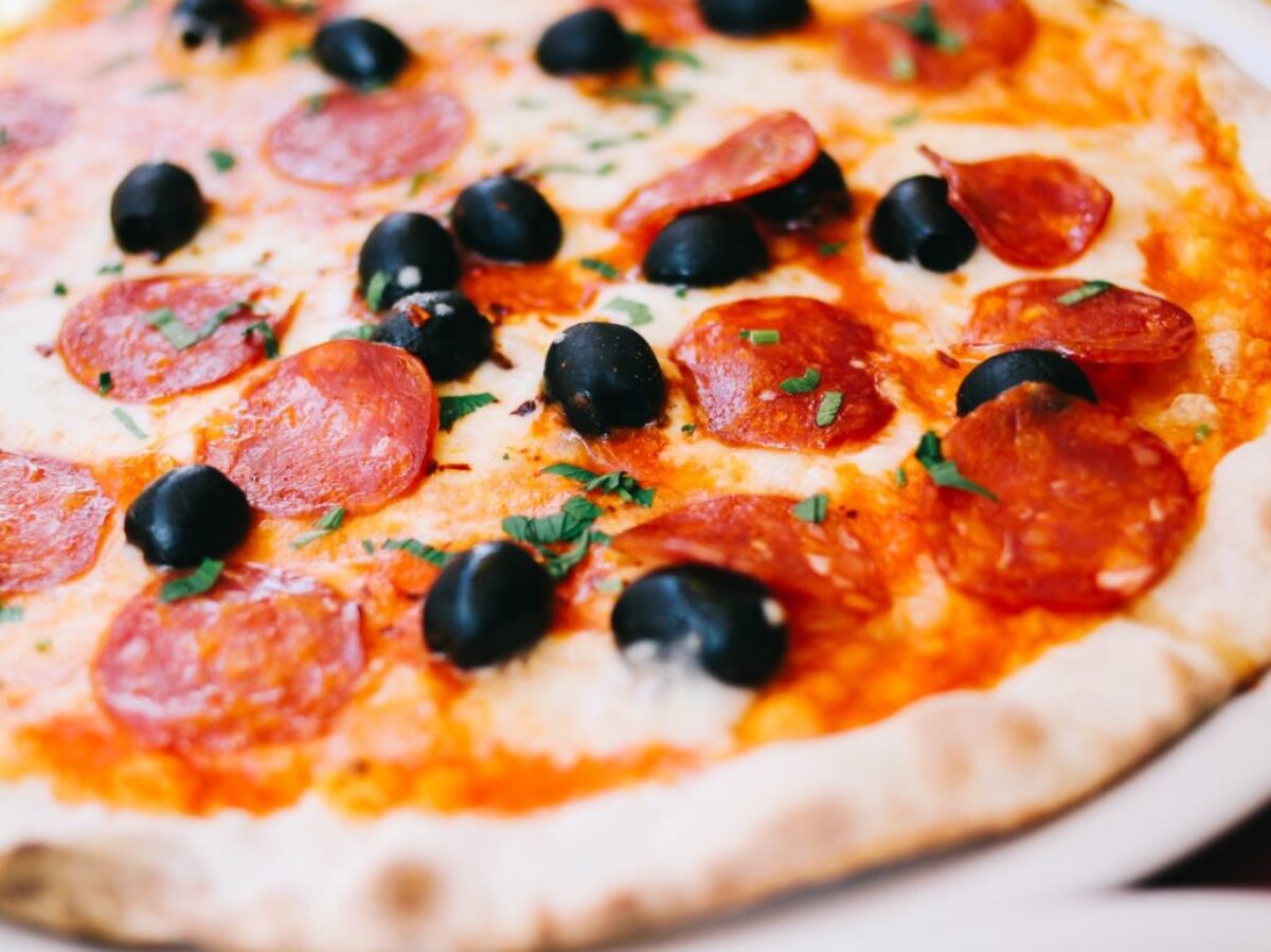 close shot of pizza