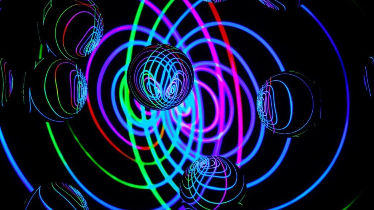 green and yellow spiral illustration