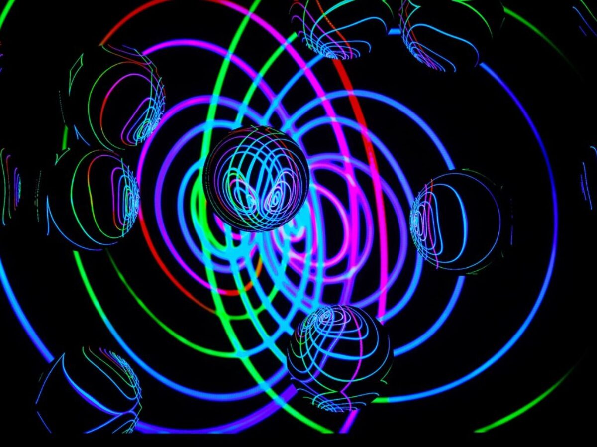 green and yellow spiral illustration