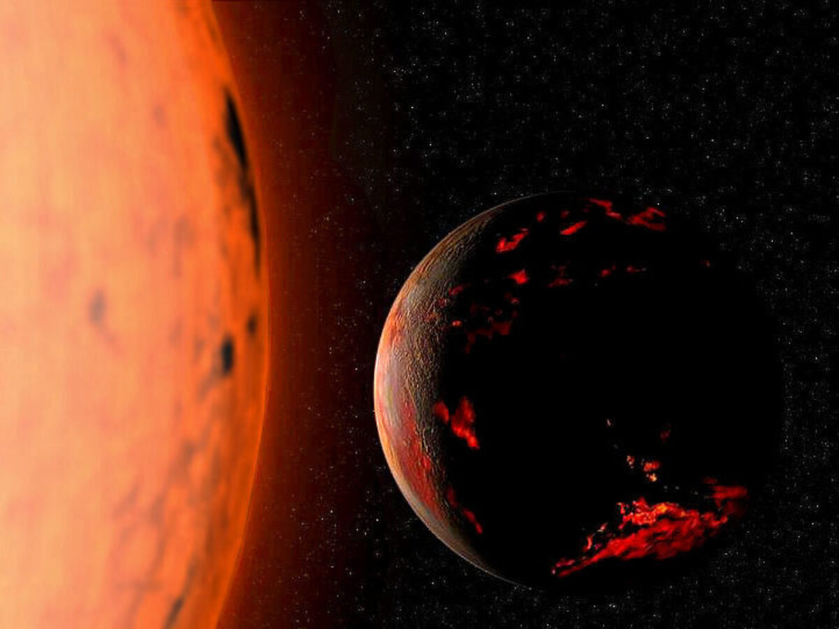 Red_Giant_Earth_warm