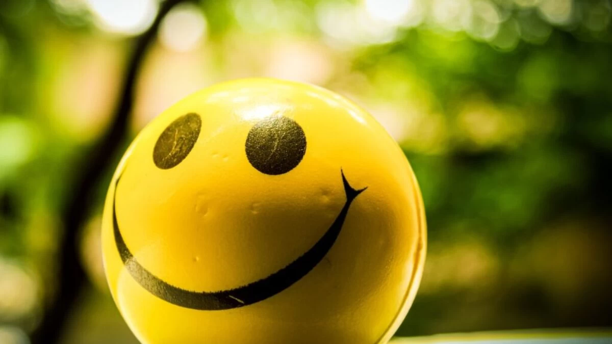 smiley ball
