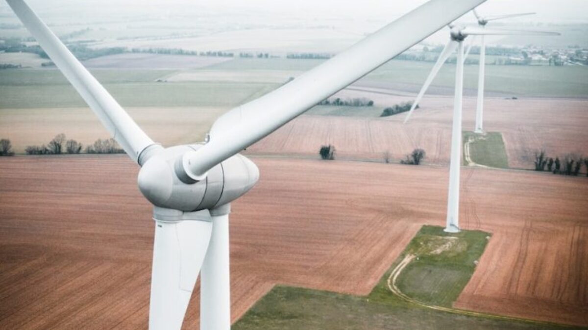three white windmill during daytime