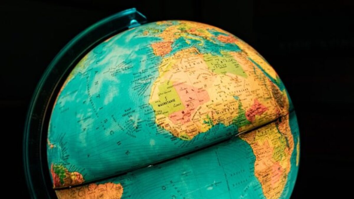blue and brown desk globe
