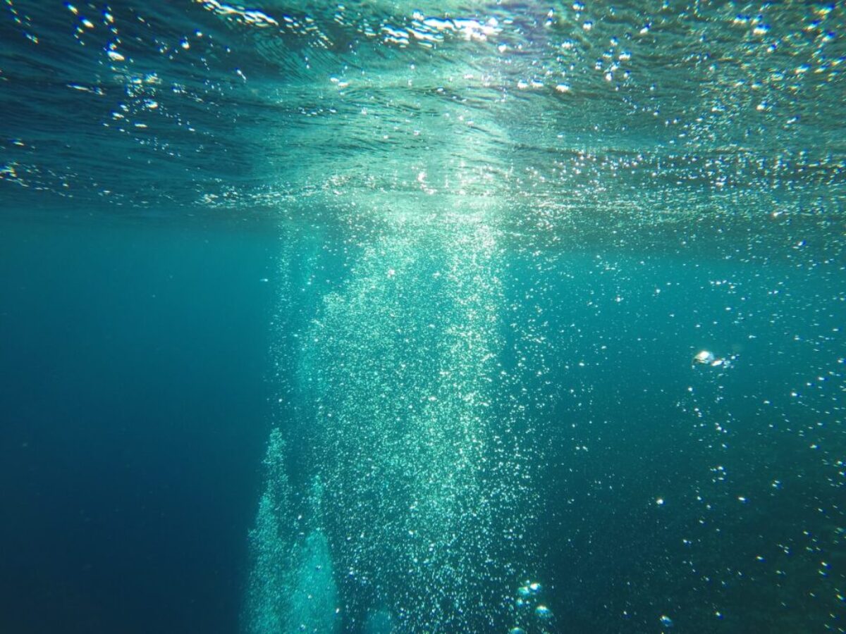 water wave in close up photography