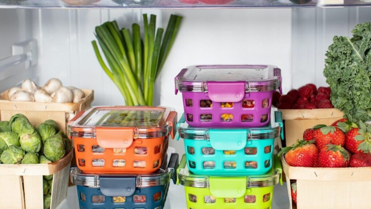 green and pink plastic container
