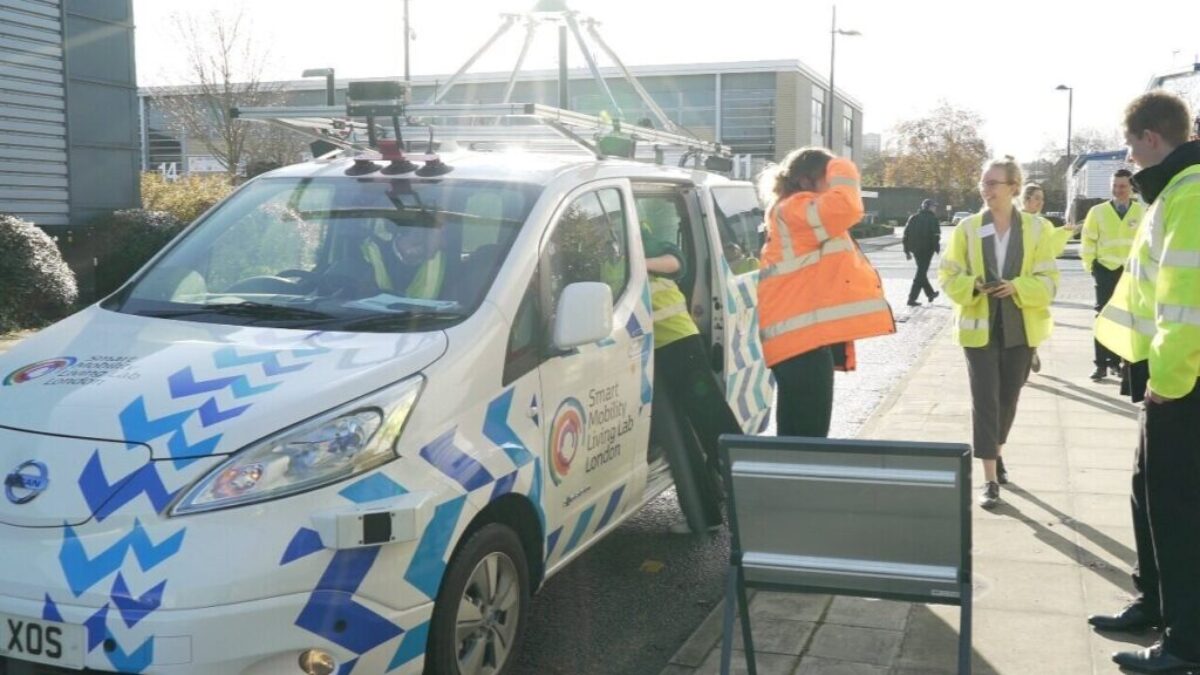 Semafory budou přežitek. Britové provedli zkoušku aut bez řidiče