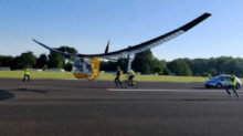 Studenti postavili letadlo poháněné lidskou silou.  Nemá motor, pilot šlape na kole