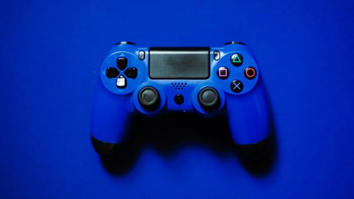blue sony ps 4 game controller