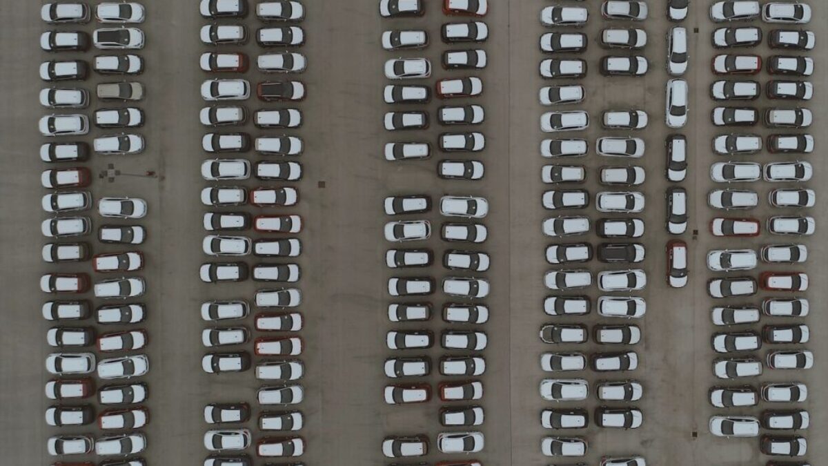 aerial photography of cars