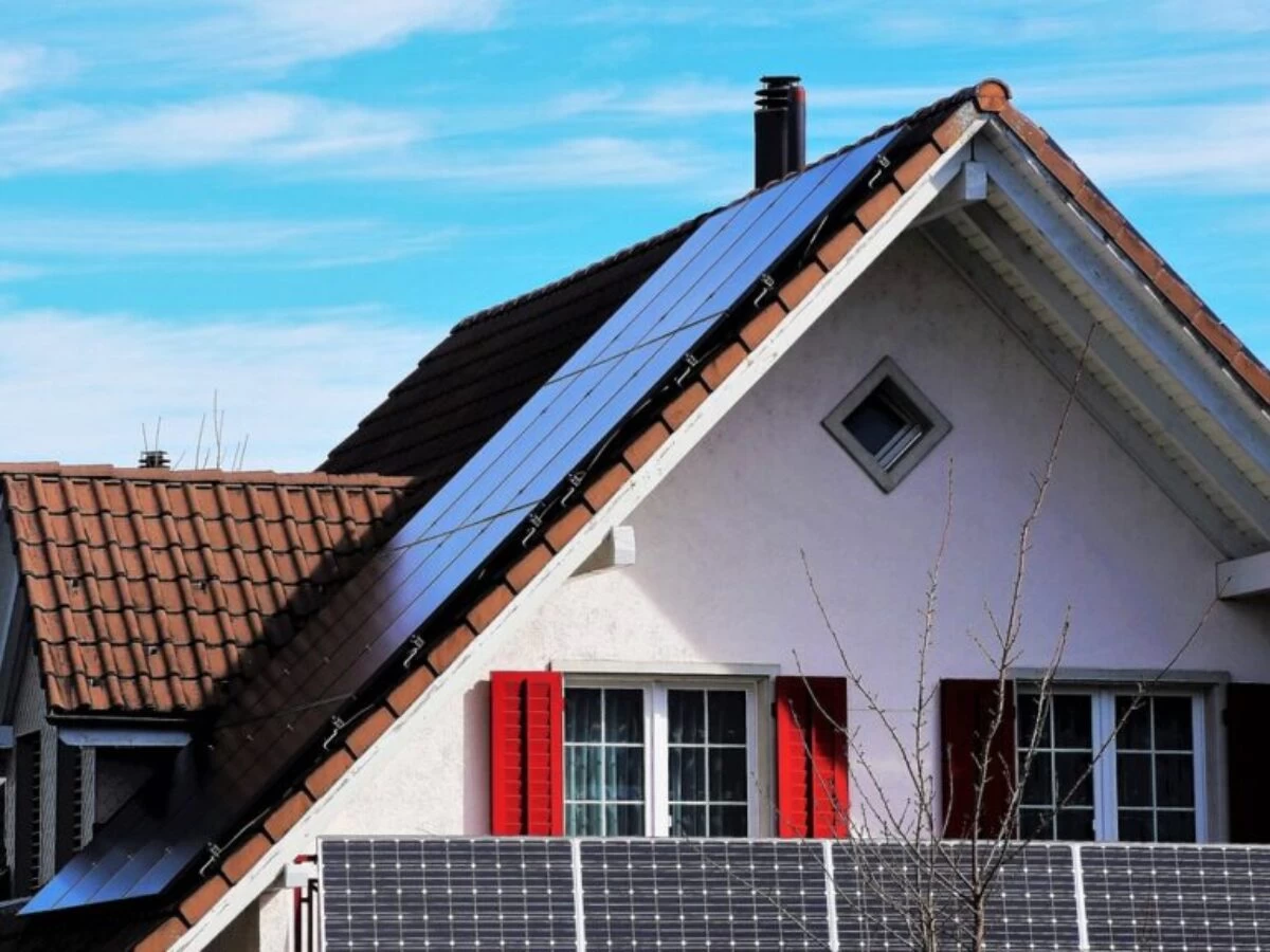 the roof of the, house, the window