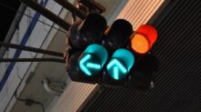 turn on traffic light