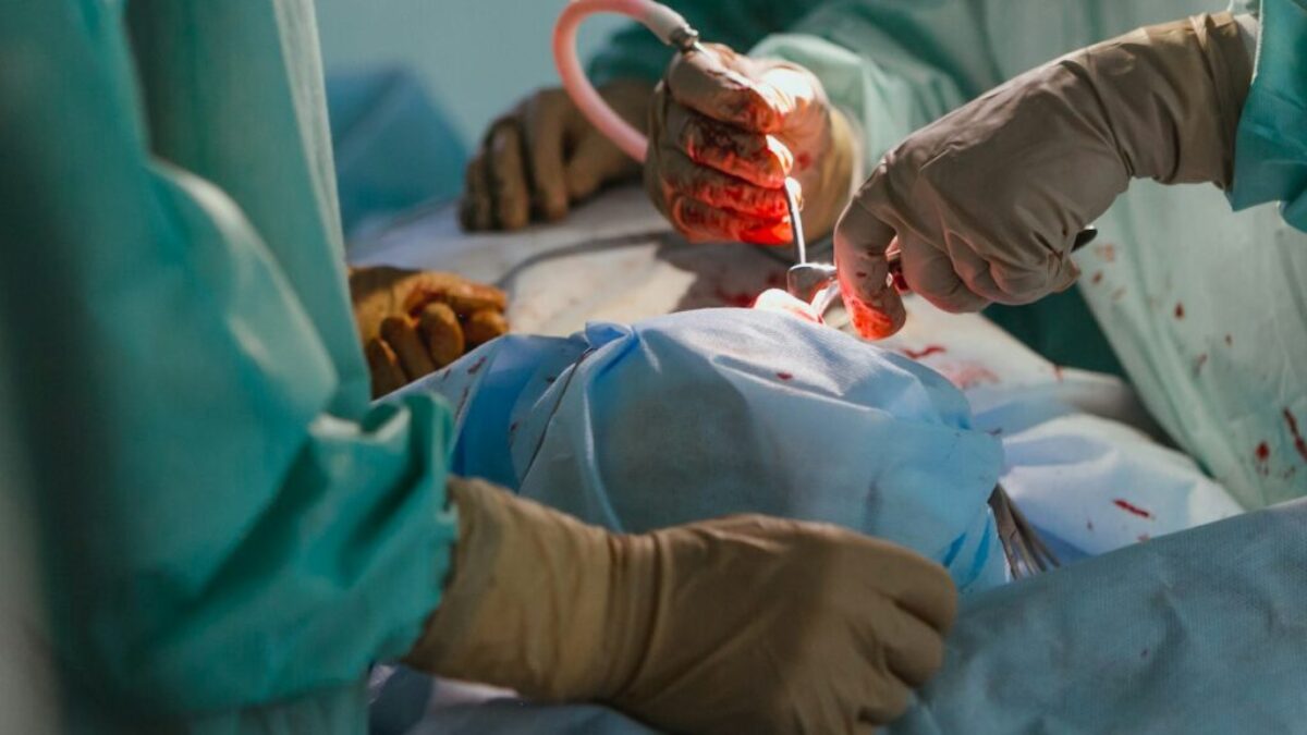 doctor doing operation