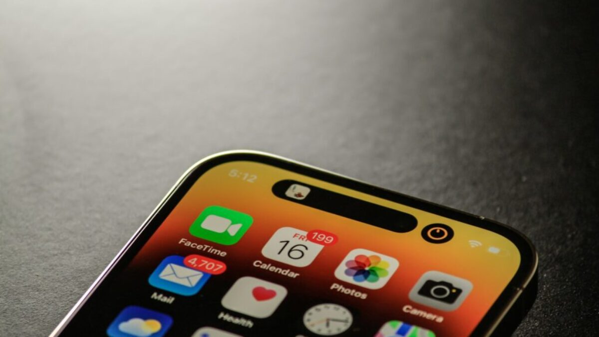 a black cell phone