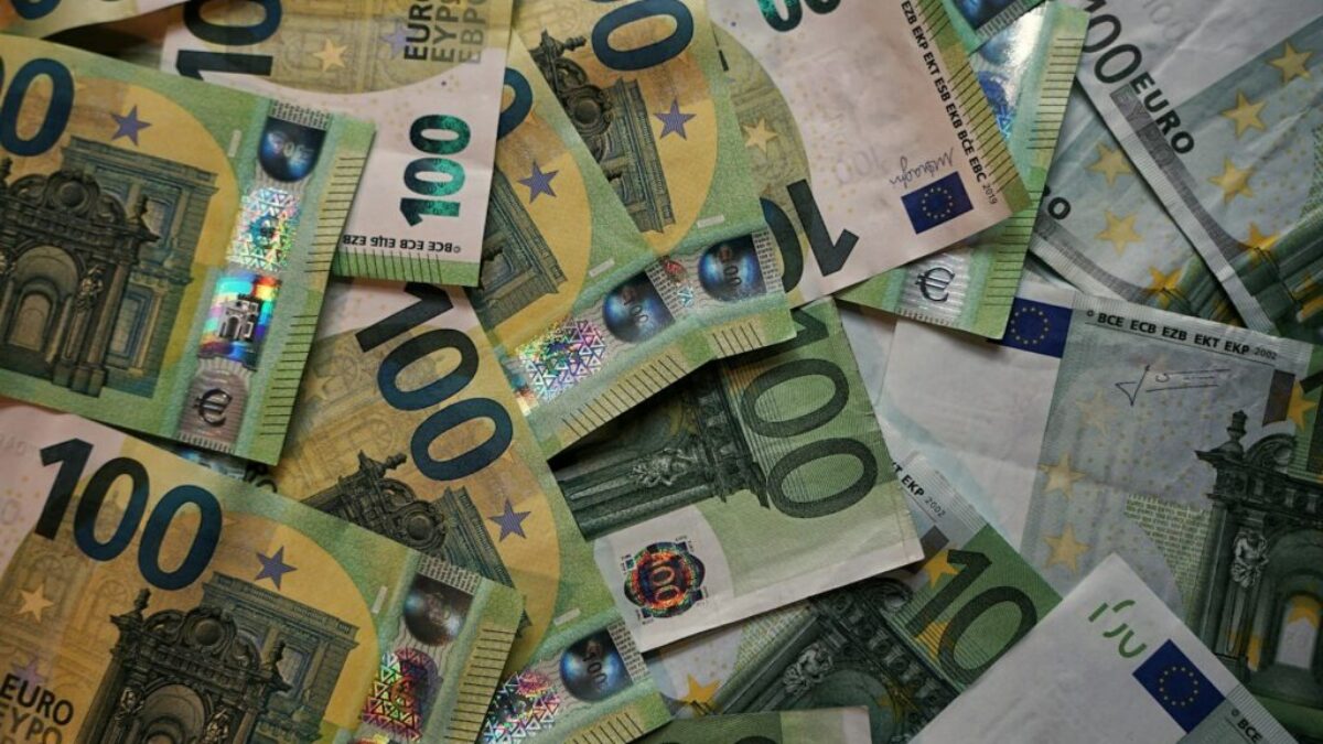 100 banknote lot