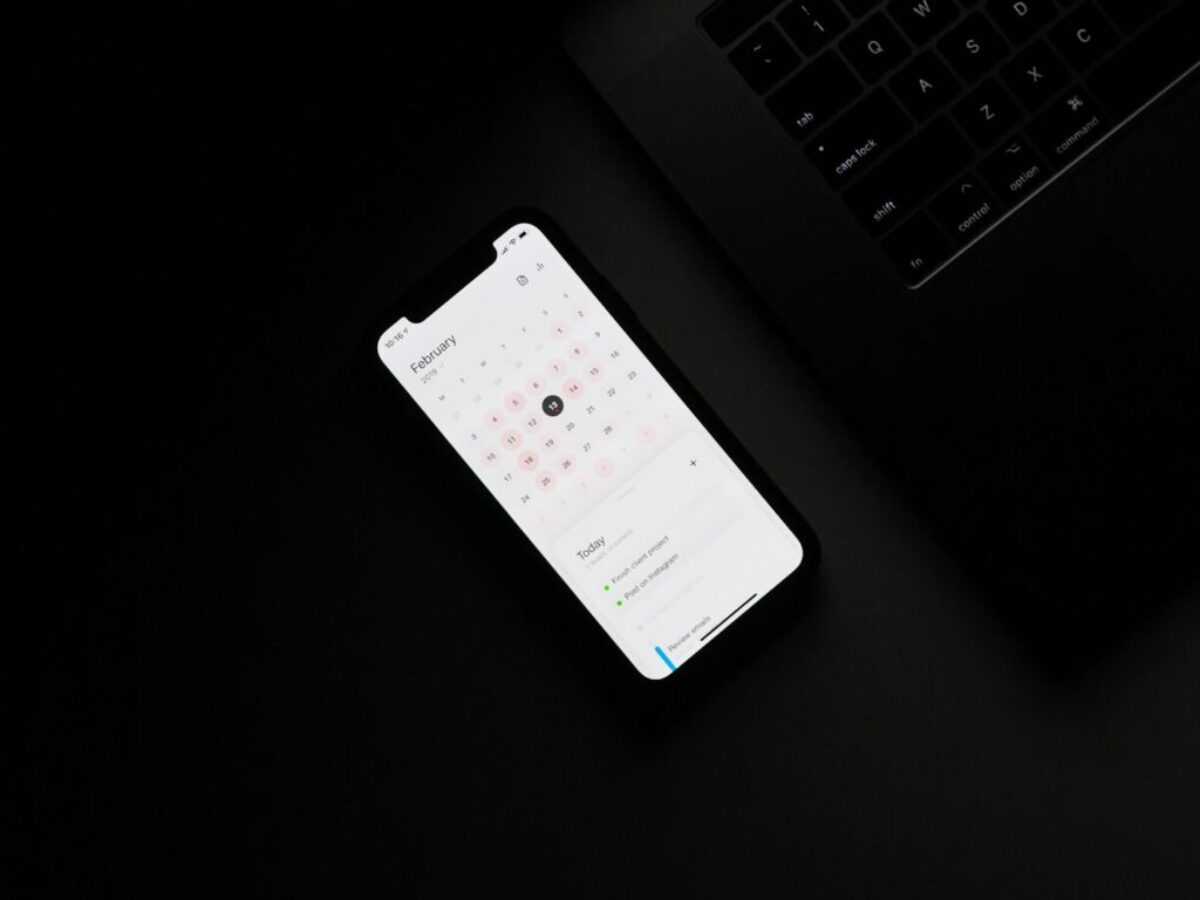 black Android smartphone