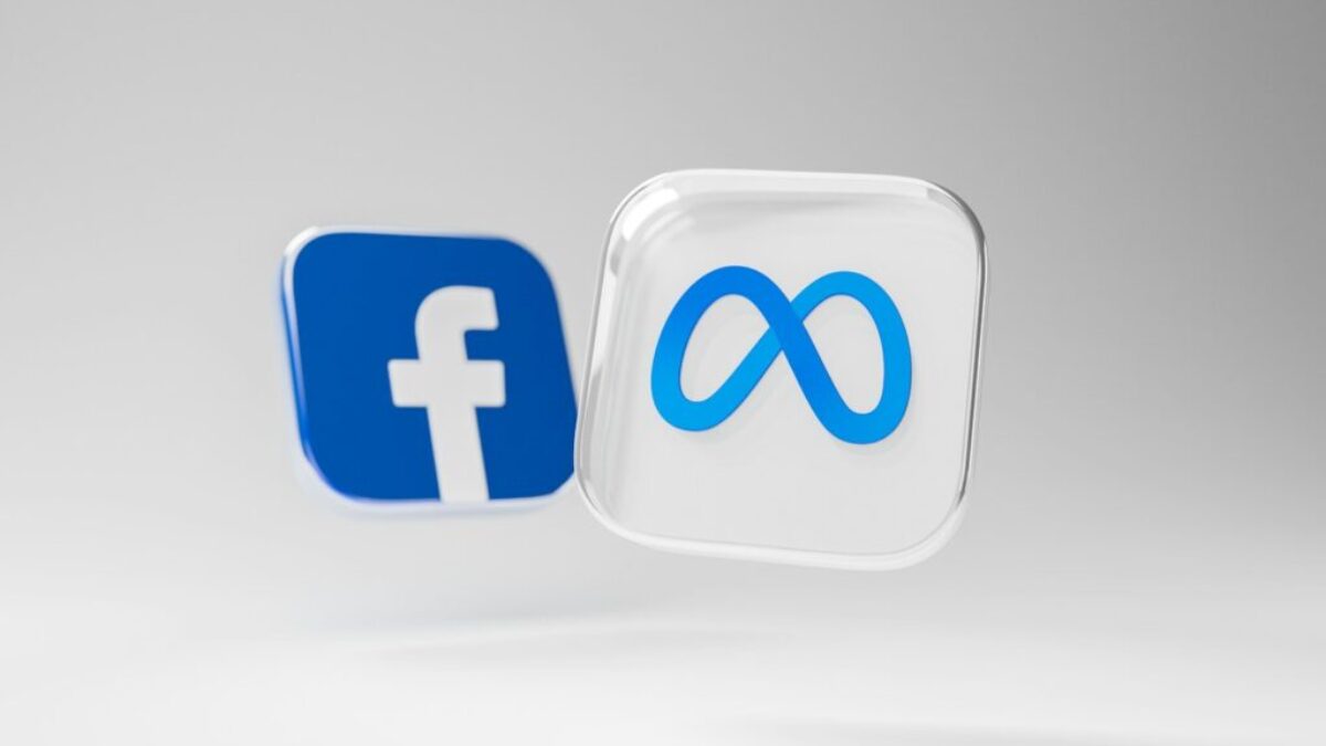 a white and blue square with a blue and white facebook logo