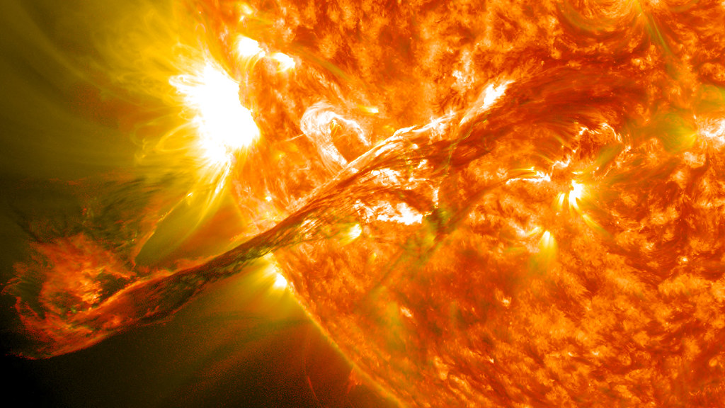 Magnificent CME Erupts on the Sun - August 31 - Techsvět