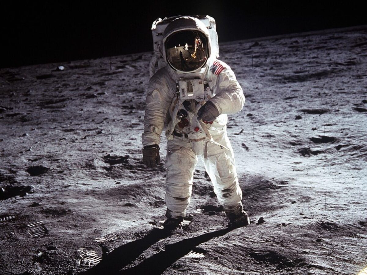 astronaut, moon landing, apollo 11