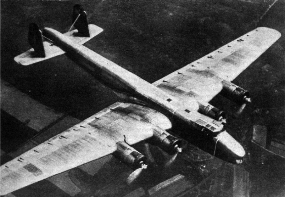 File:Dornier Do 19 in flight c1938.JPG - Techsvět