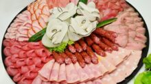 sausage platter, sausages, sausage