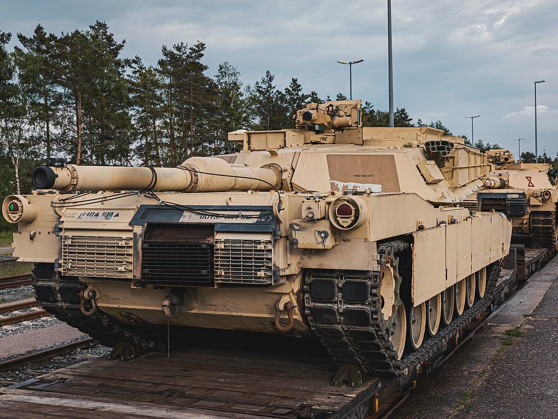 Spc. Christian Carrillo - https://www.dvidshub.net/image/7818078/m1a1-abrams-tanks-arrival