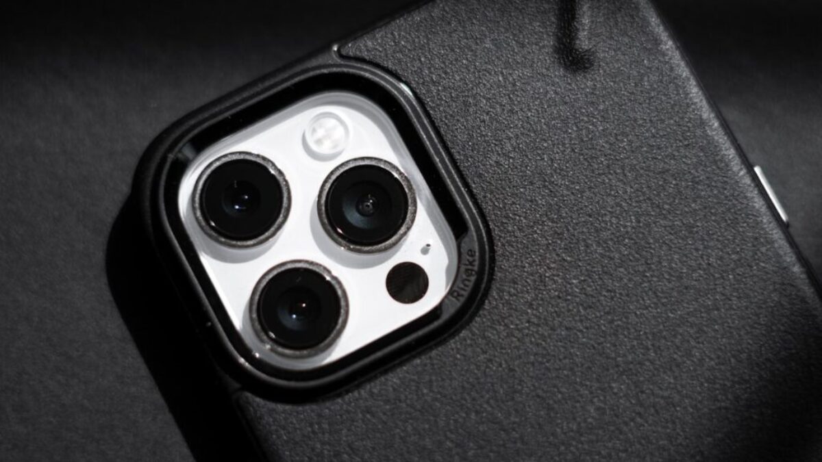 black and silver electronic device